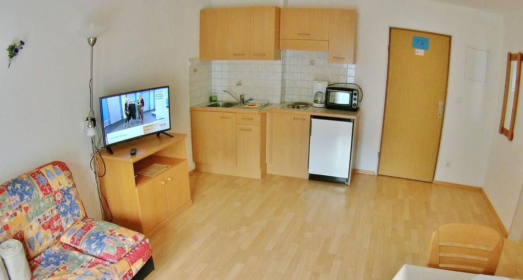 Alpenrose Aparthotel Мартело Екстериор снимка